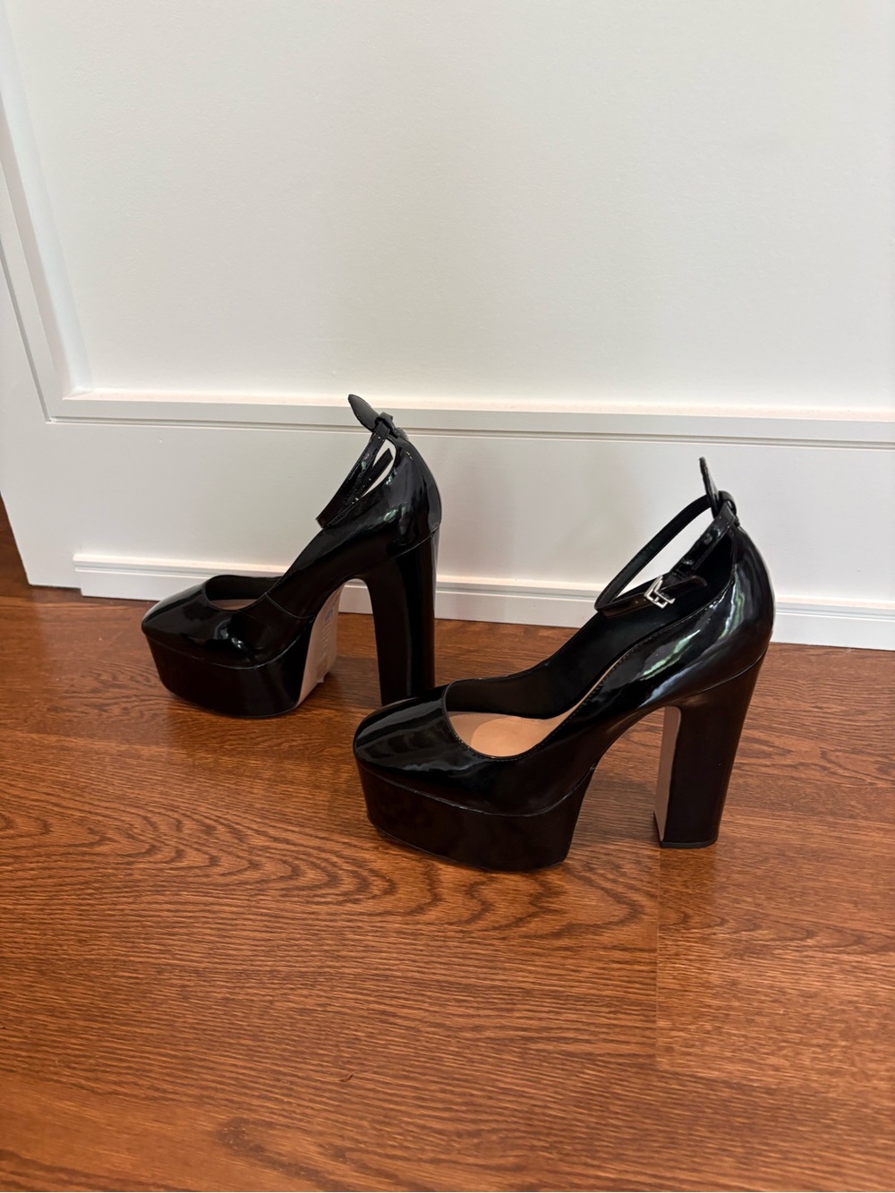 Schutz stiletto Mary Janes